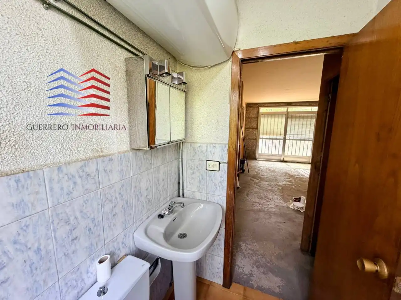 Casa o xalet de lloguer en San Cibrao das Viñas amb Calefacció, Terrassa i Moblat