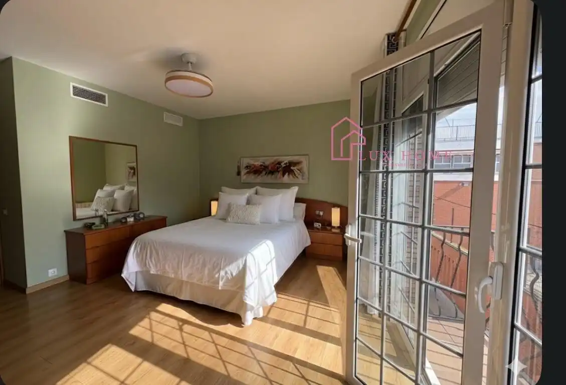 Habitación de Casa o chalet en venta en Santa Perpètua de Mogoda