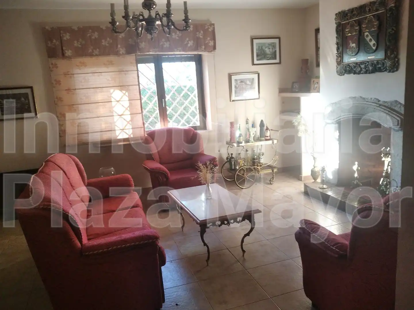 Sala d'estar de Casa o xalet en venda en Morille amb Jardí privat, Terrassa i Moblat