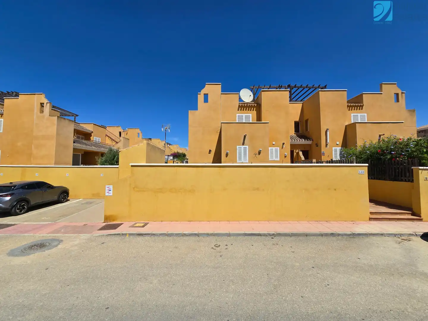 Vista exterior de Casa adosada en venda en Los Gallardos amb Aire condicionat, Jardí privat i Terrassa