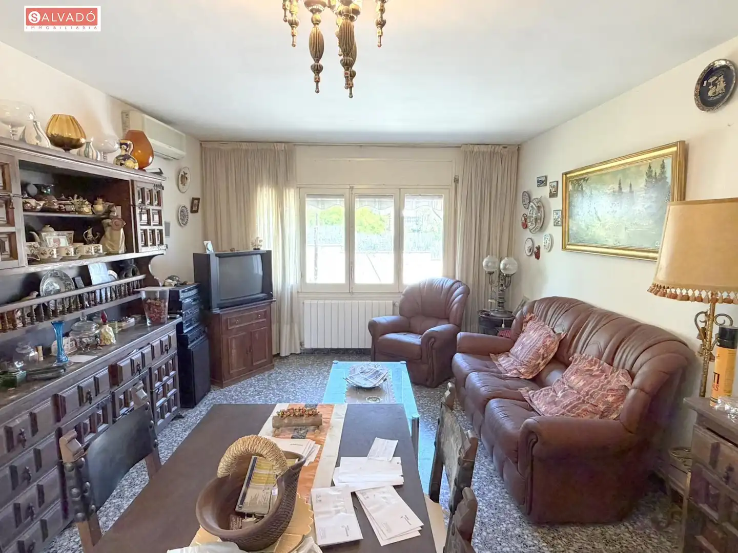 Wohnzimmer von Erdgeschoss zum Verkauf in Calafell mit Klimaanlage, Heizung und Privatgarten