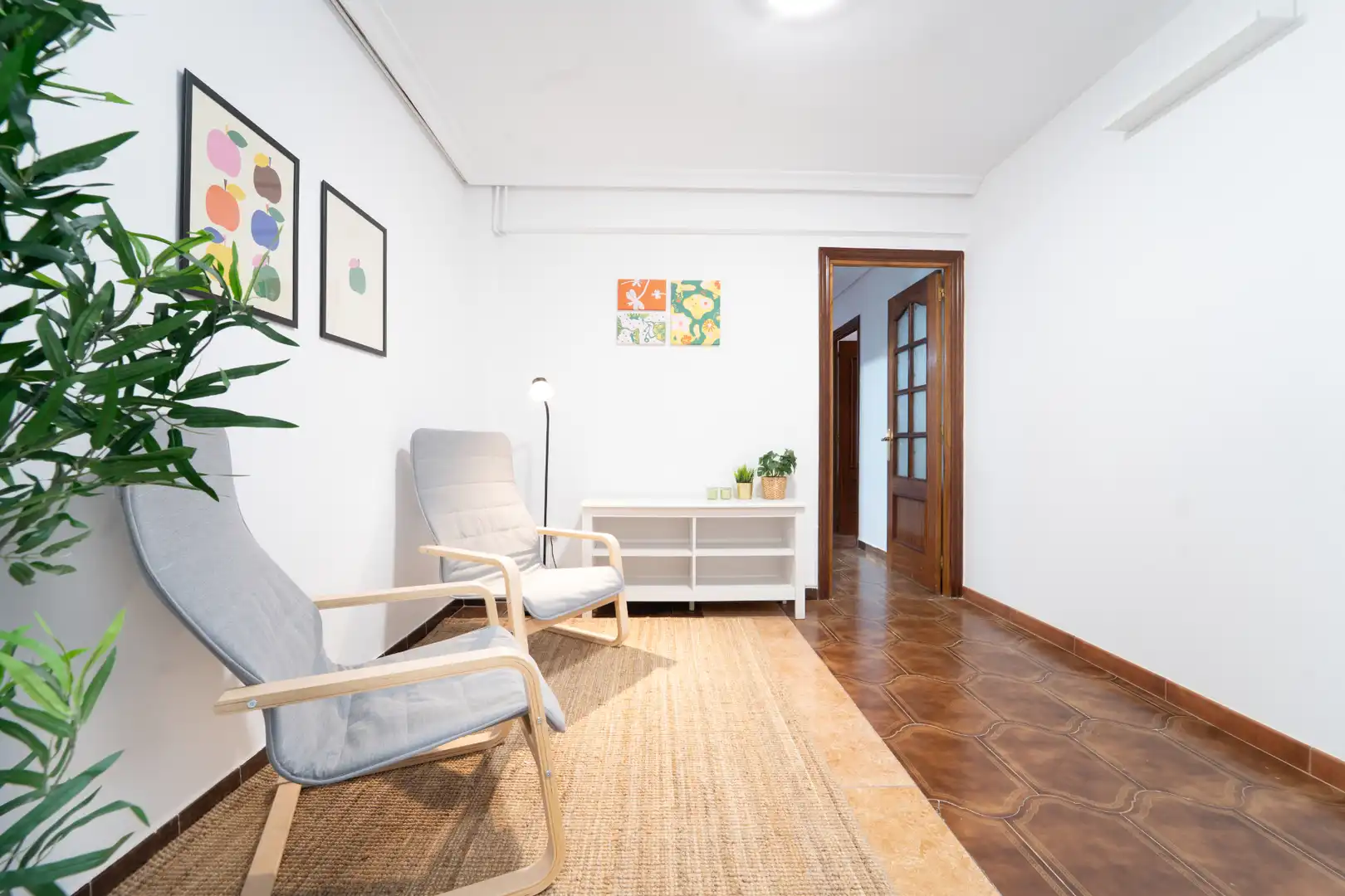 Room in Avenida del Cardenal Herrera Oria, 248, Peñagrande