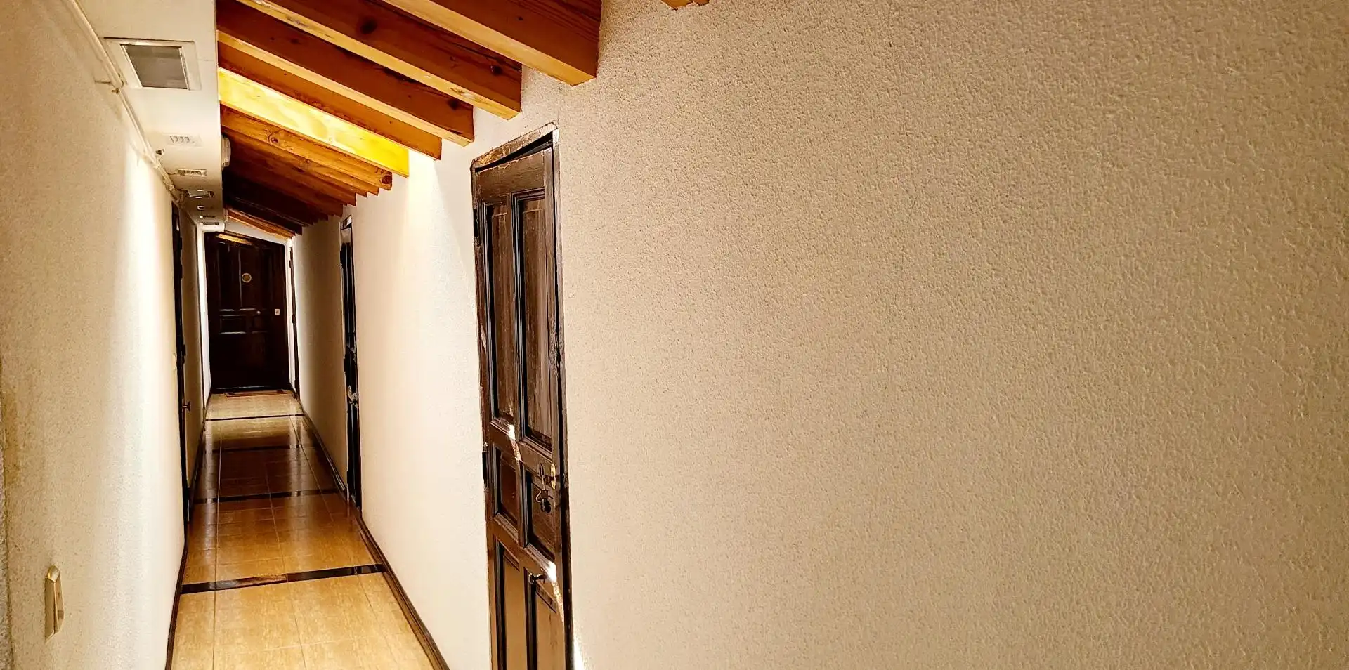 Attic for sale in Madrid  with Air Conditioner, Heating and Storage room