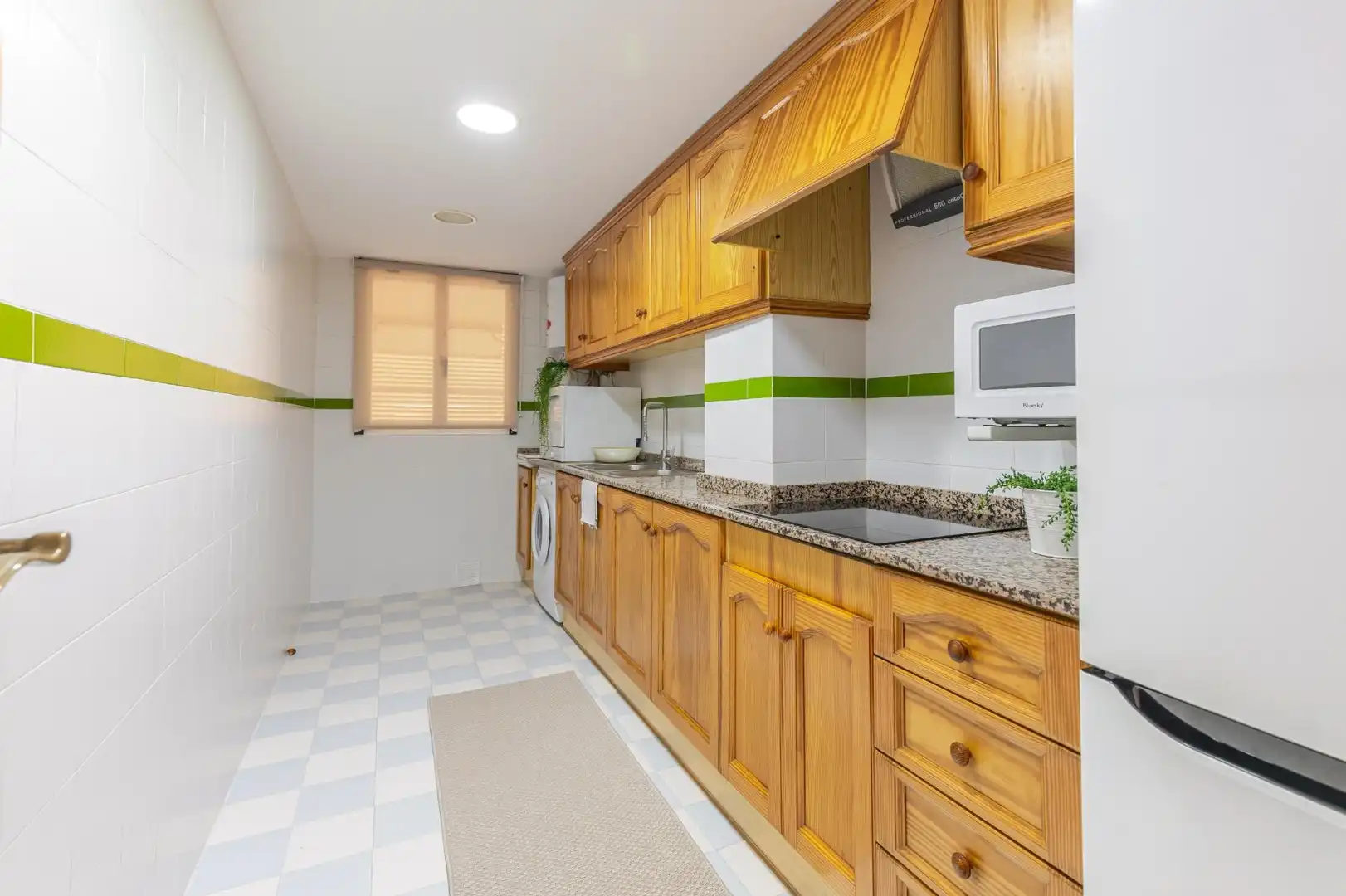 Kitchen of Flat for sale in Gandia  with Air Conditioner, Heating and Terrace