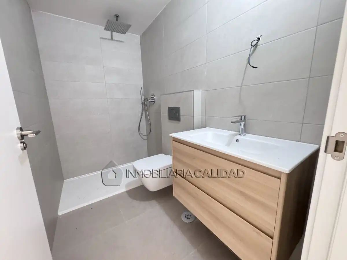 Badezimmer von Wohnung zum Verkauf in Santa Pola mit Heizung