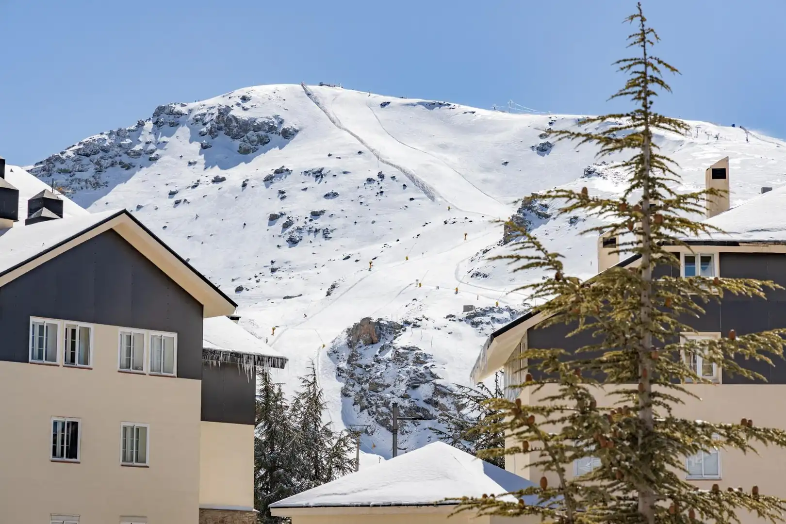 Vista exterior de Apartament en venda en Sierra Nevada amb Calefacció i Traster