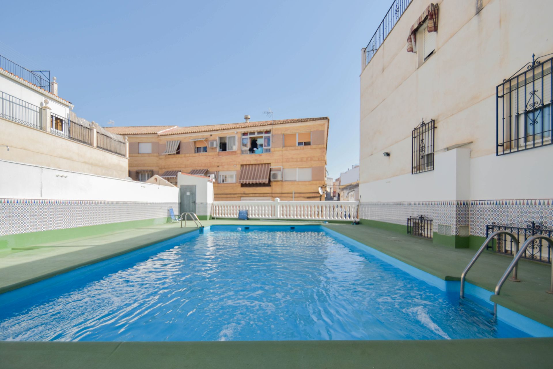 Piscina de Pis en venda en Atarfe amb Aire condicionat i Piscina comunitària