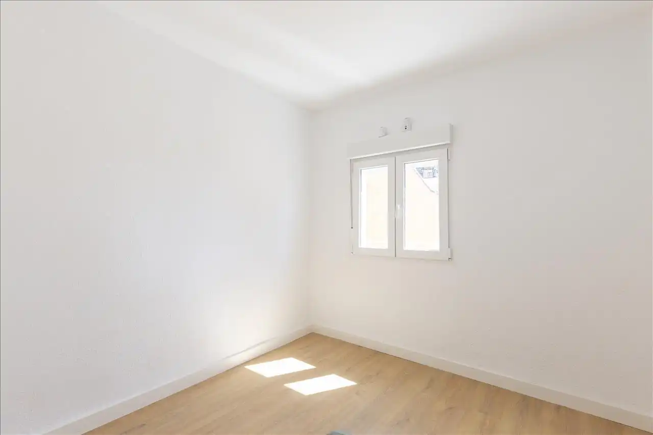 Habitación de Piso en venta en Madrid