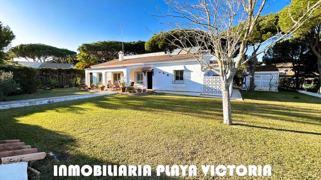 Casa-chalet en Venta en Roche