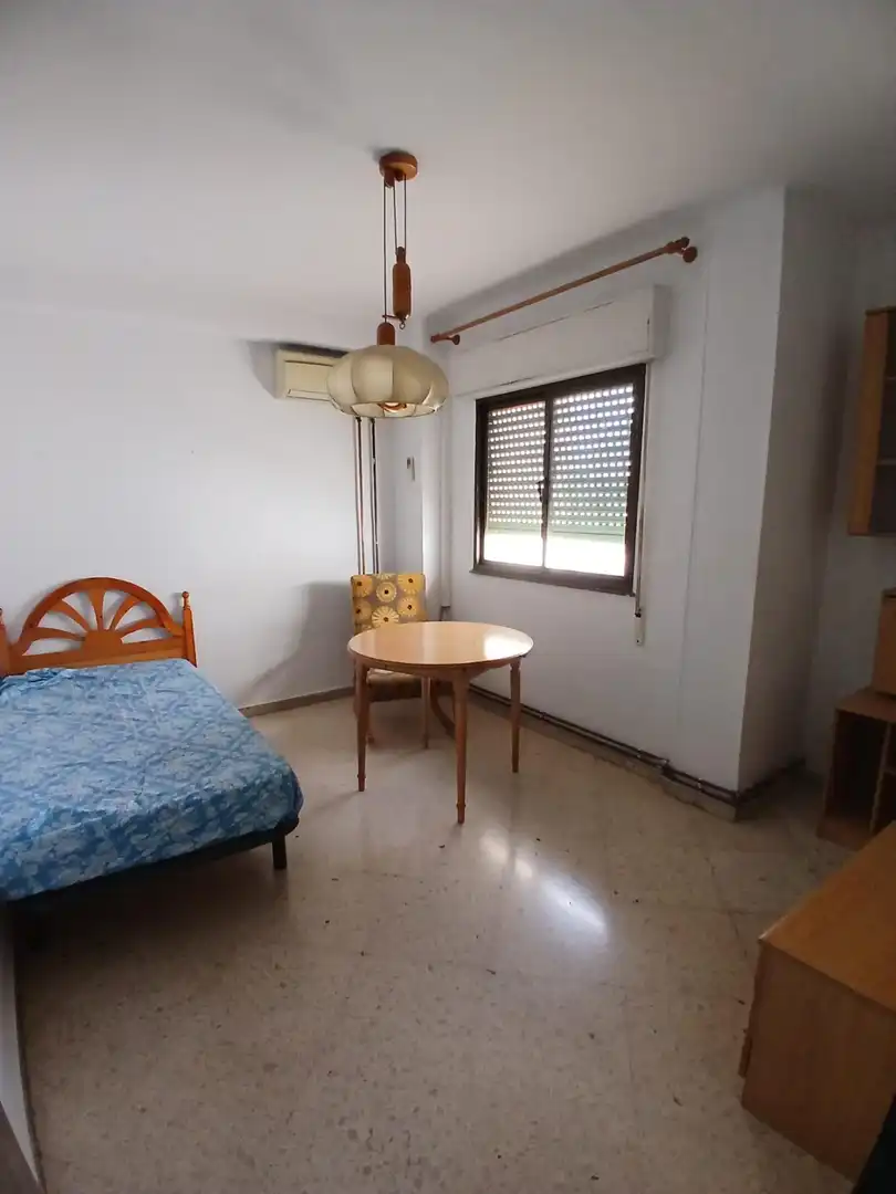 Habitación de Piso en venta en Málaga