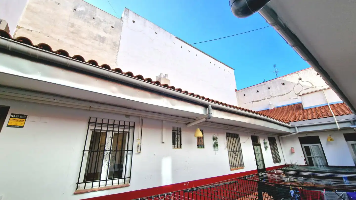 Außenansicht von Wohnung zum Verkauf in Madrid mit Klimaanlage