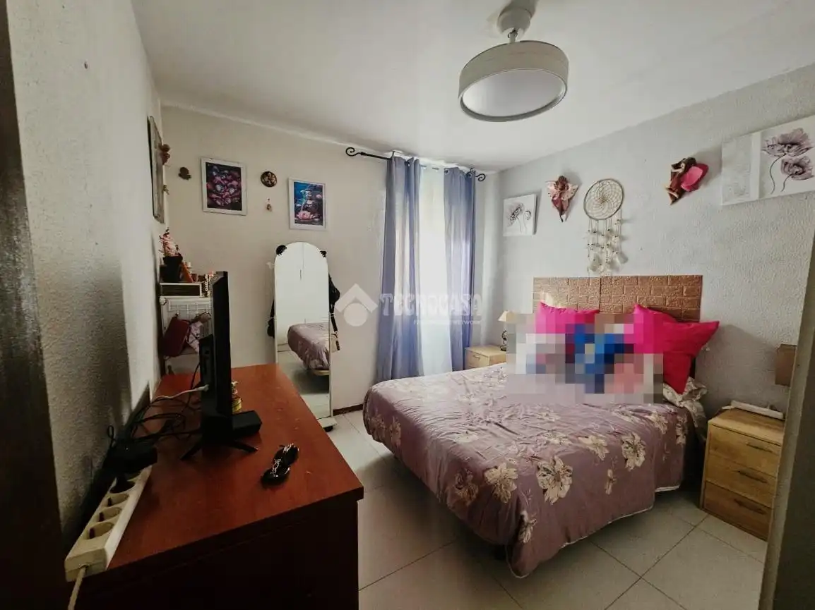 Habitación de Piso en venta en Parla con Calefacción