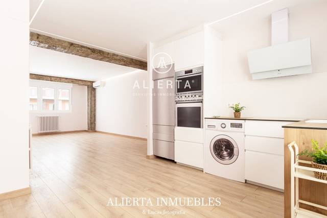 Piso en Venta en Andrés Gurpide en Paseo Independencia
