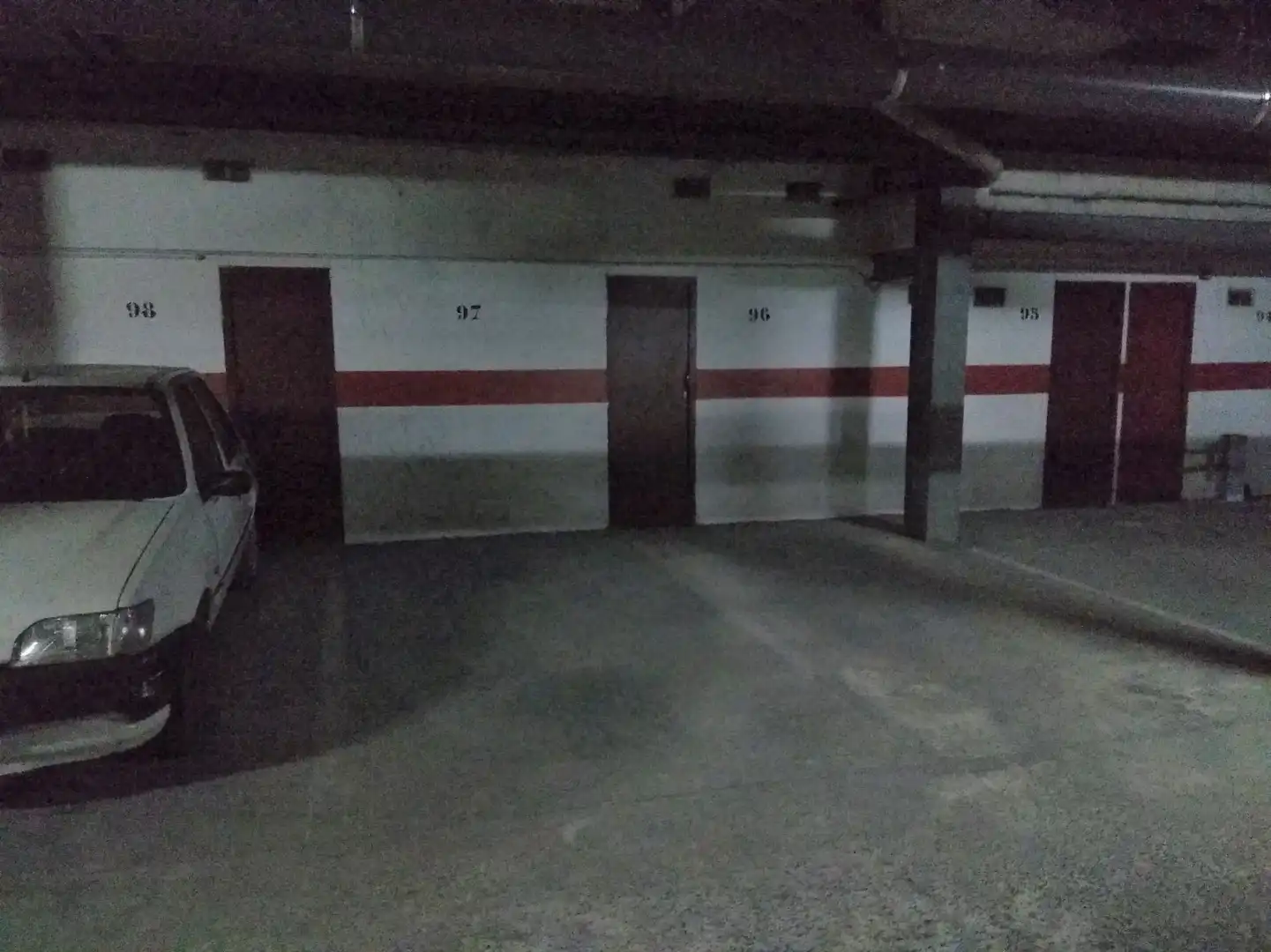 Parkplatz von Garage zur Miete in Huesca