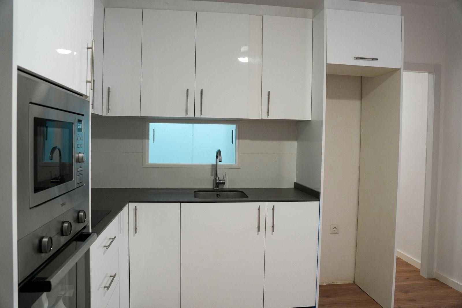 Kitchen of Flat for sale in Sabadell  with Heating