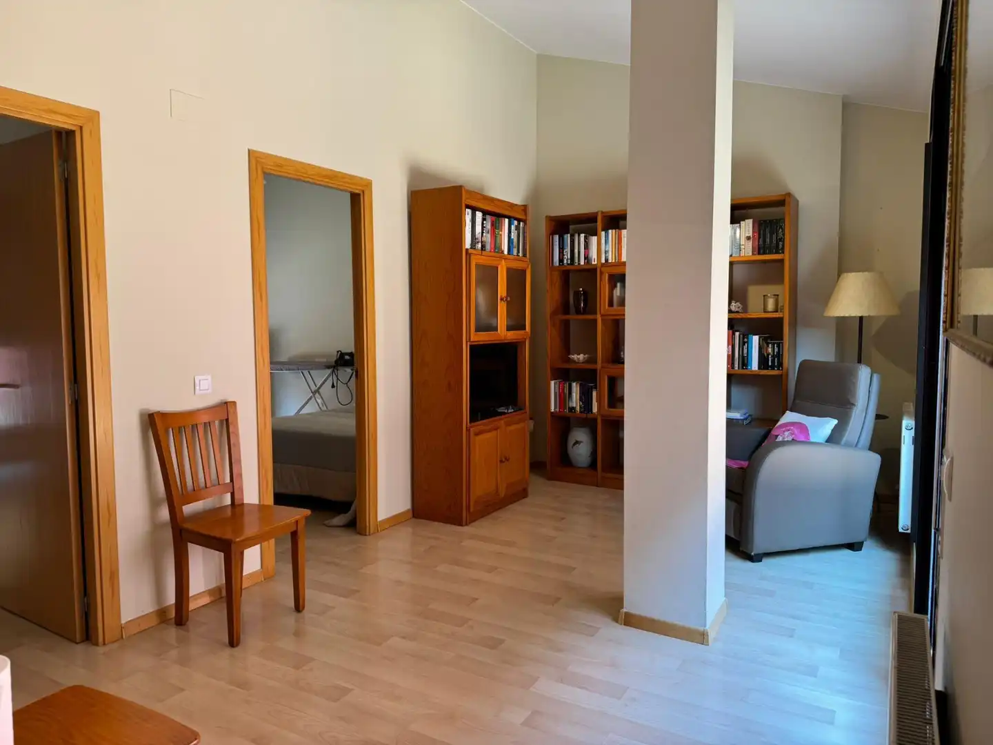 Living room of Flat for sale in Figueres