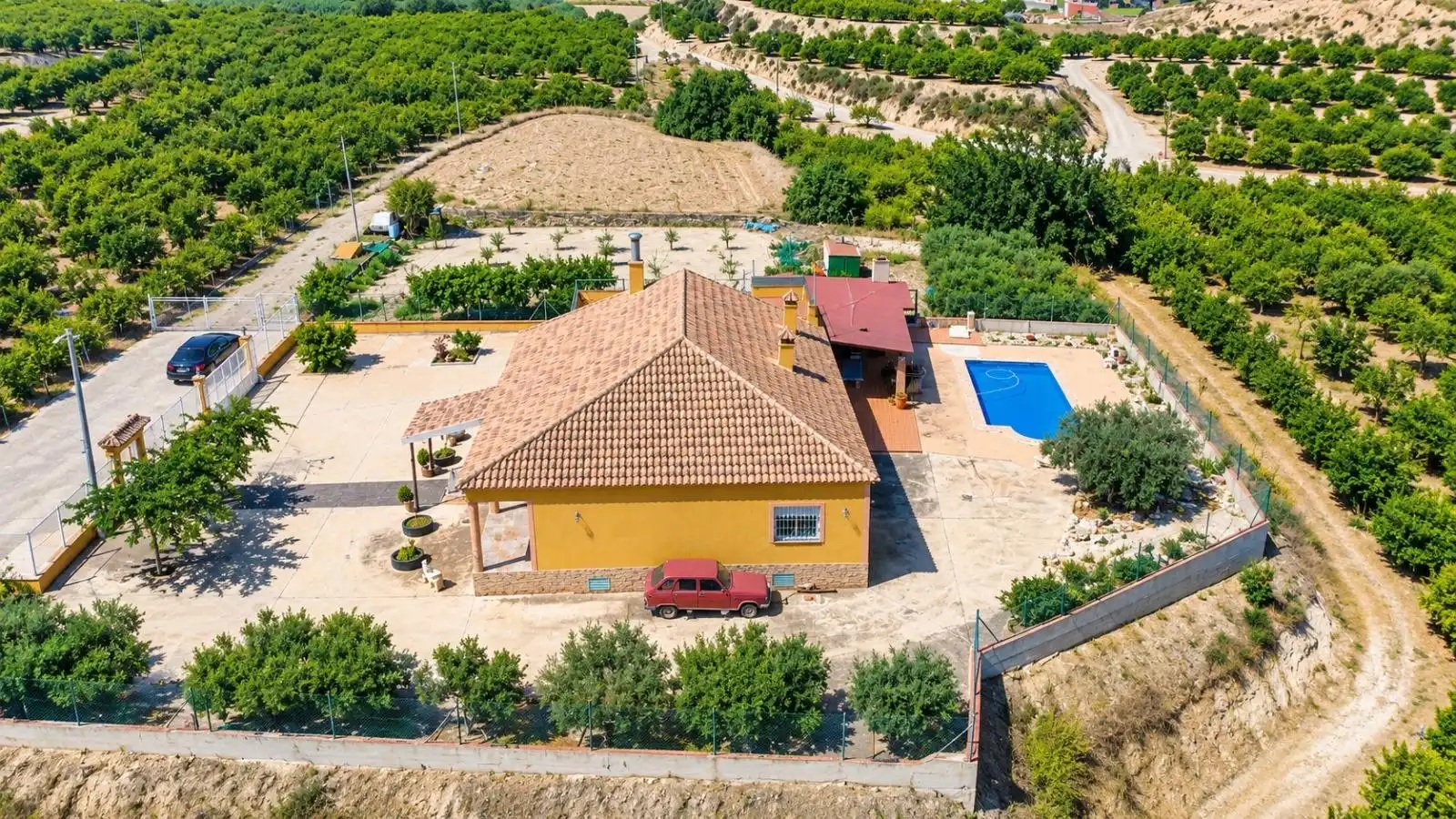 Detached house with pool for sale in Camino de Garay, imagen 3
