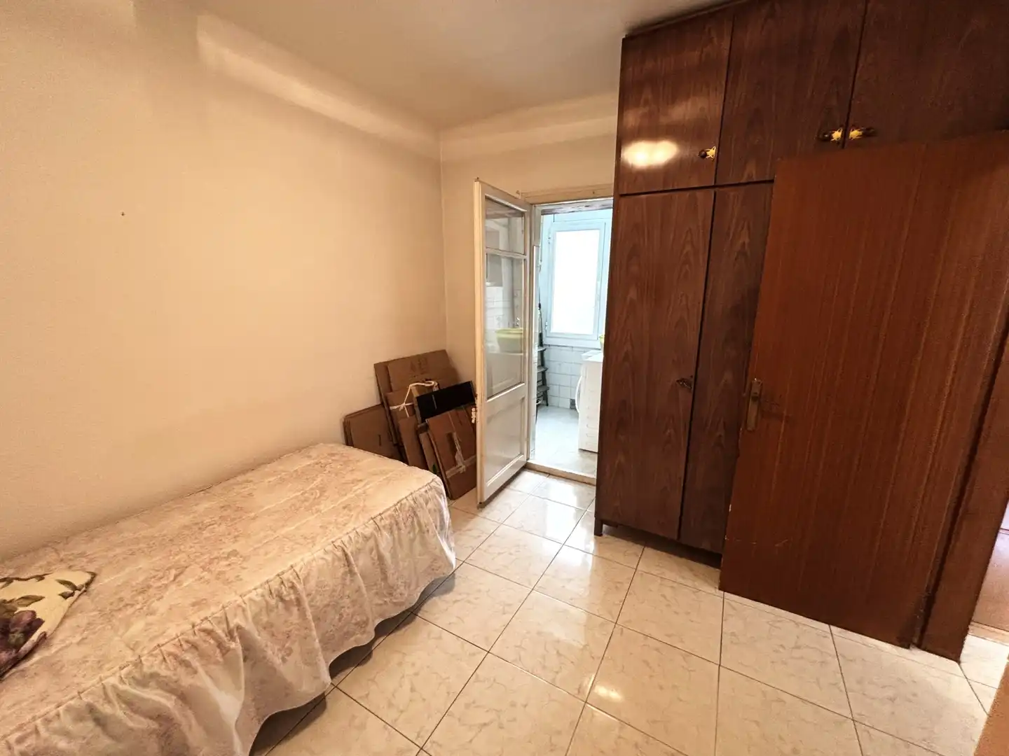 Habitación de Piso en venta en Barcelona con Balcón