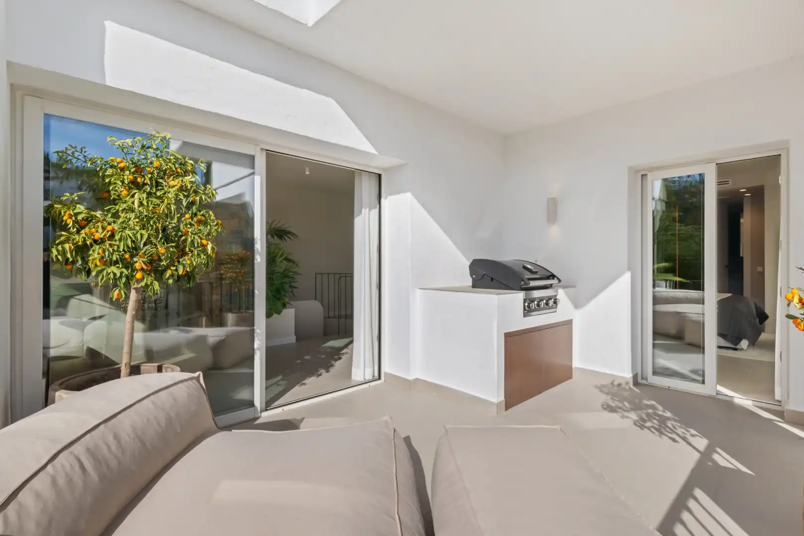 Terrace of Apartments for sale in Benahavís  with Air Conditioner, Terrace and Swimming Pool