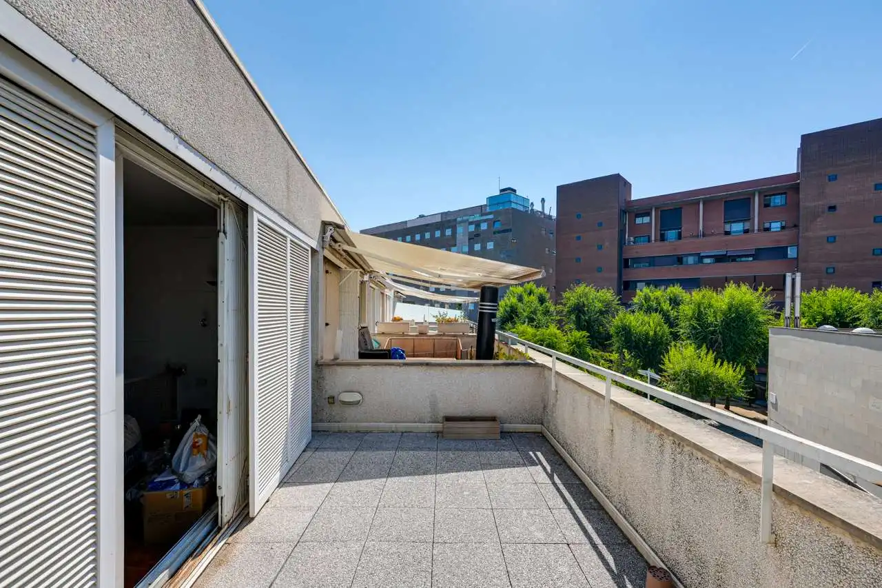 Terrace of Detached homes for sale in Barcelona  with Air Conditioner, Heating and Terrace