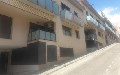 Exterior view of Flat for sale in Terrassa  with Air Conditioner and Terrace