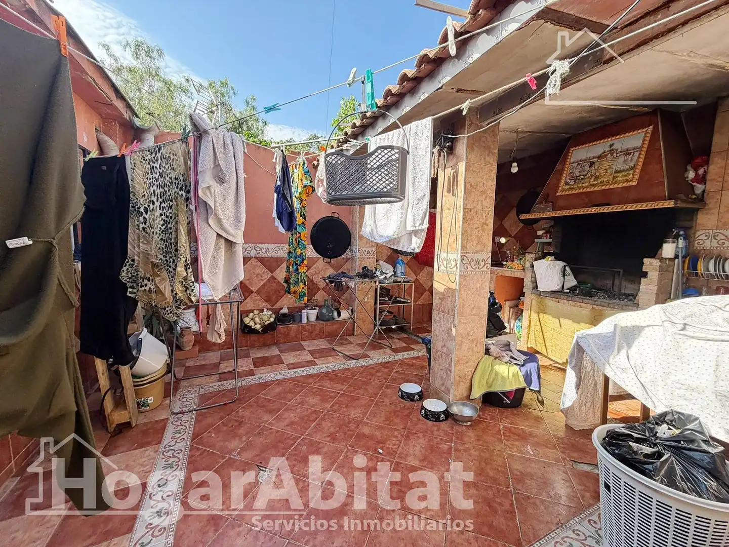 Außenansicht von Wohnung zum Verkauf in Paterna mit Terrasse