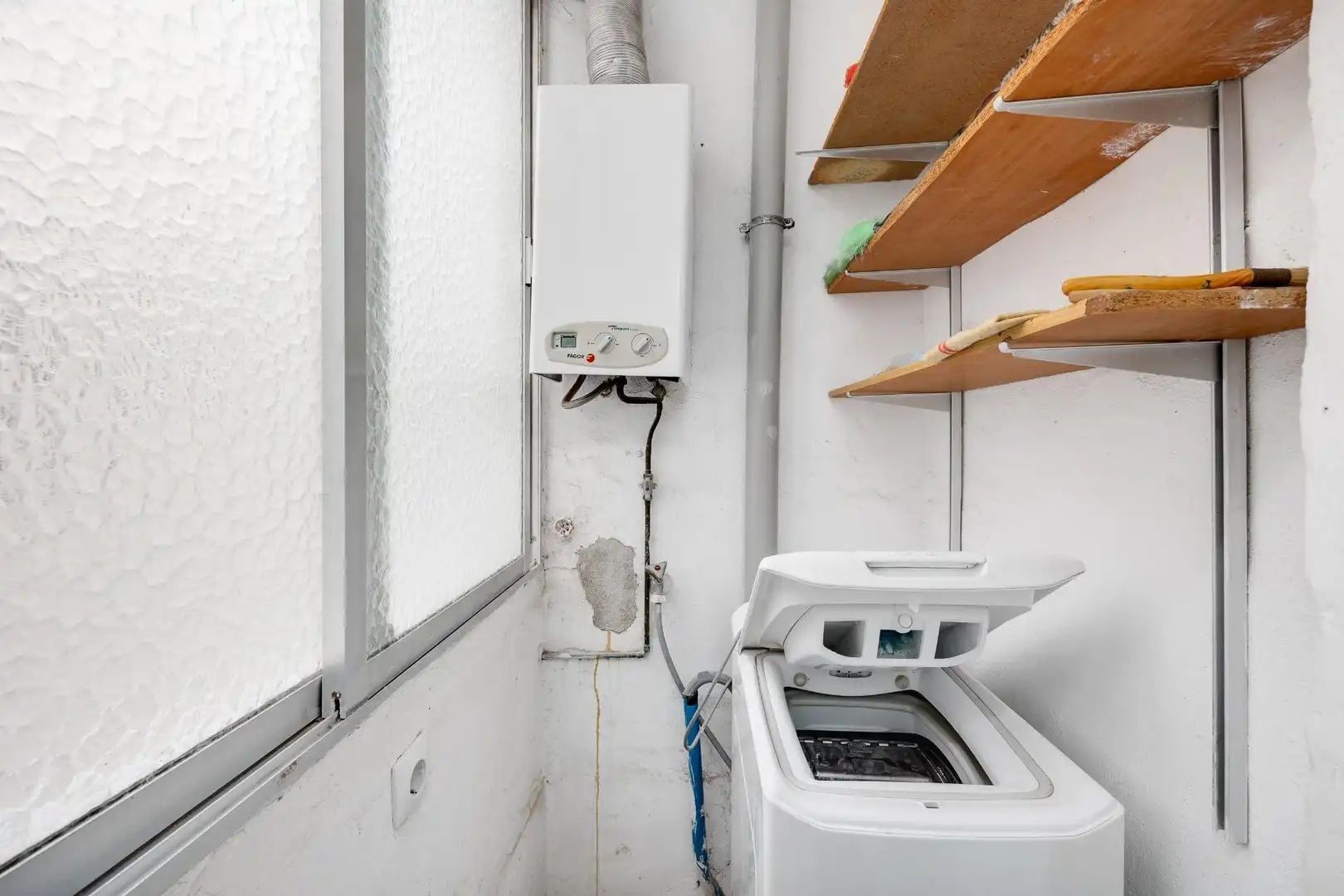 Badezimmer von Wohnungen zum Verkauf in Torrevieja mit Terrasse, Möbliert und Balkon