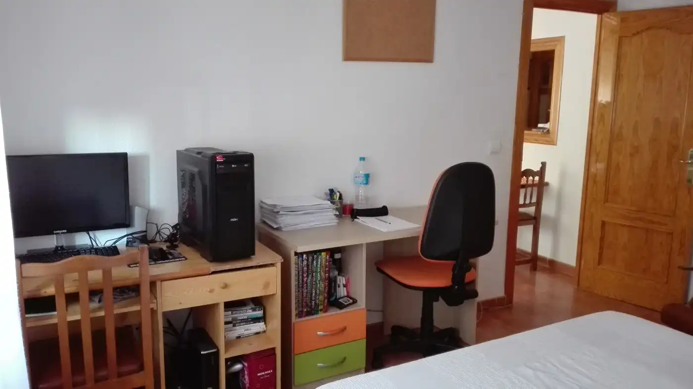 Habitación de Piso en venta en Águilas con Parquet, Terraza y Amueblado