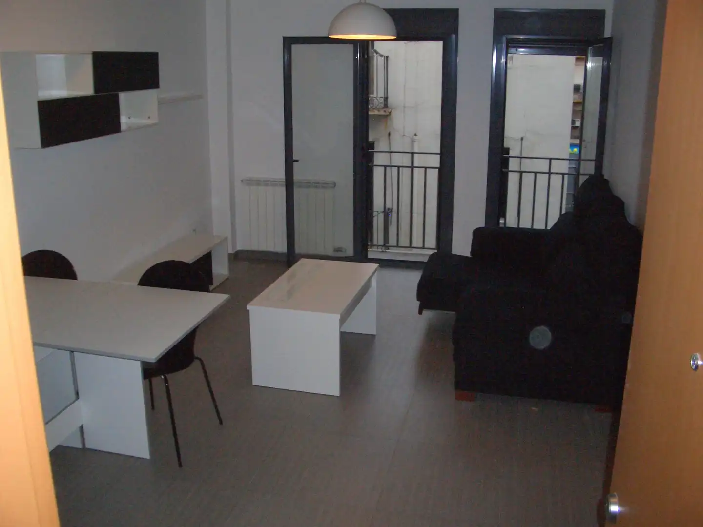 Sala d'estar de Pis de lloguer en Zaragoza amb Calefacció, Moblat i Forn