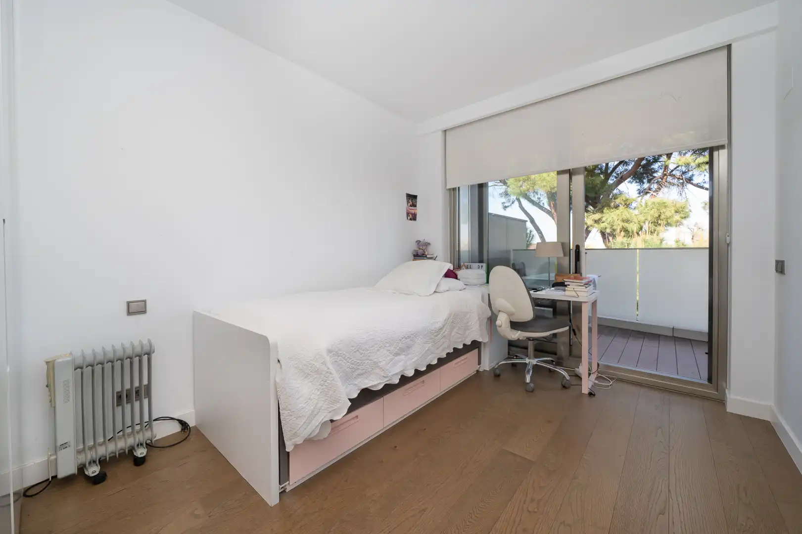 Dormitori de Àtic en venda en Pozuelo de Alarcón amb Aire condicionat, Calefacció i Jardí privat