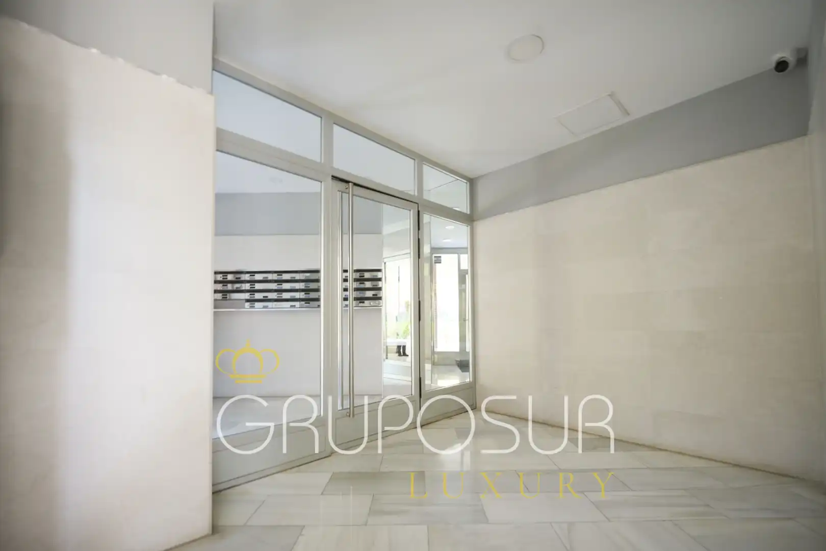 Wohnung zum Verkauf in Valladolid mit Heizung, Privatgarten und Parkett