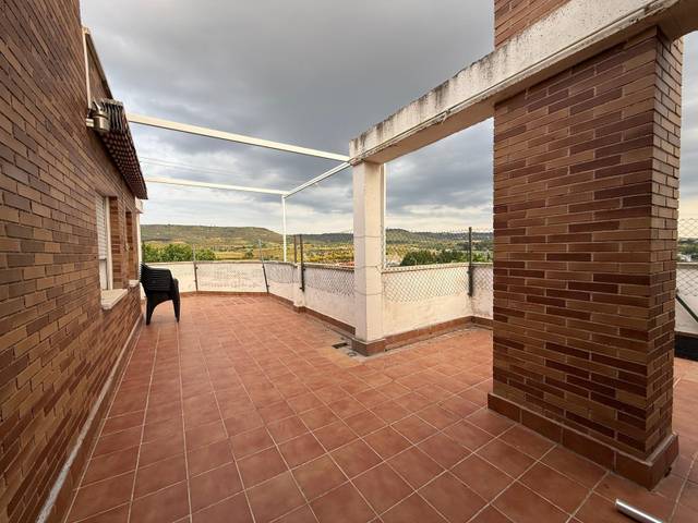 Ático en Alquiler en Los Valles - Sanz Vázquez - El Fuerte