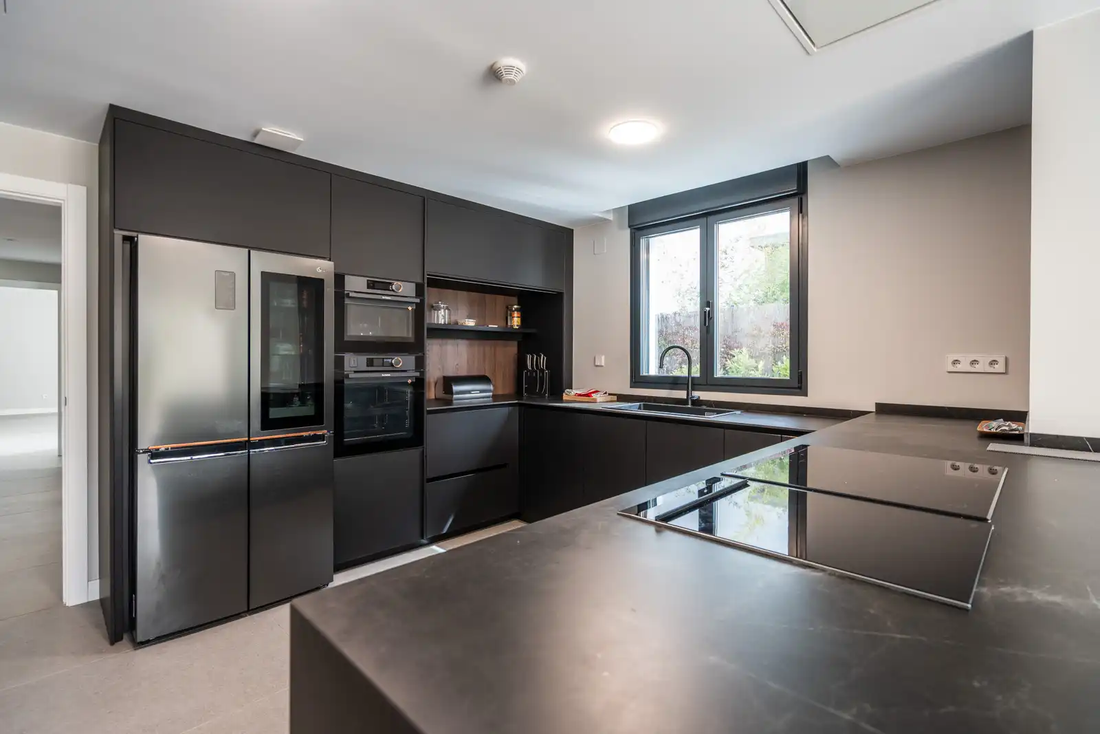 Kitchen of Houses for sale in Villanueva de la Cañada  with Air Conditioner, Heating and Private garden