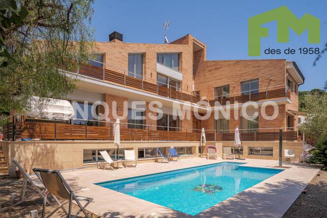 Casa-chalet en Venta en Vallromanes