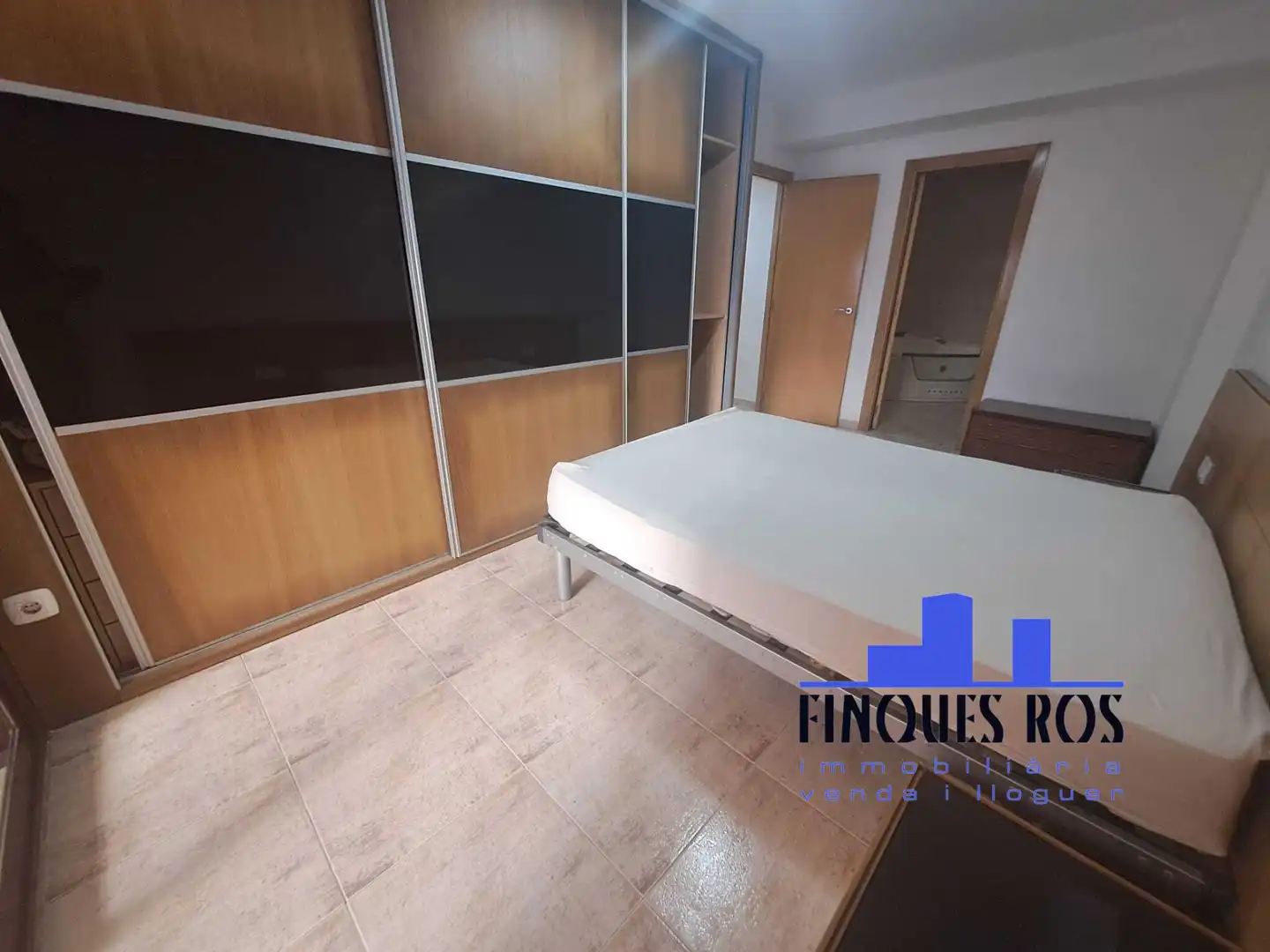 Habitación de Dúplex en venta en Vinaròs con Trastero, Amueblado y Horno