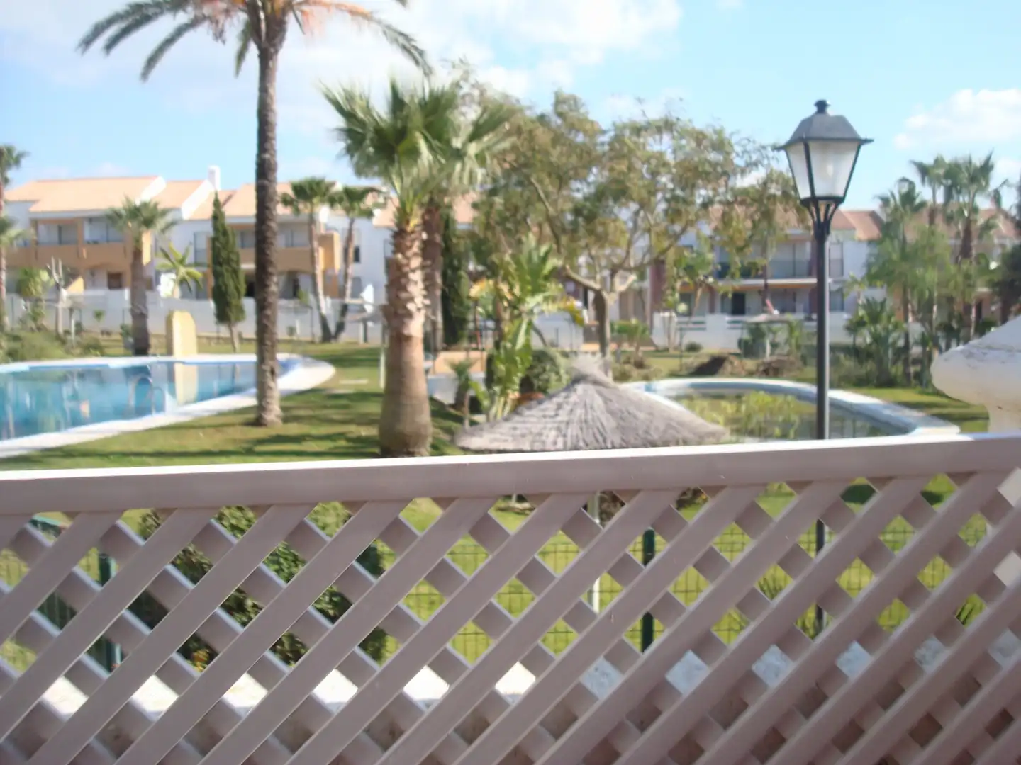 Garten von Erdgeschoss zur Miete in Chiclana de la Frontera mit Klimaanlage, Heizung und Terrasse
