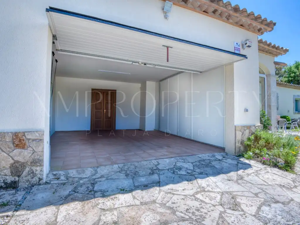 Haus oder Chalet zum Verkauf in Carrer de la Volta Ginesta, Urbanitzacions del Nord