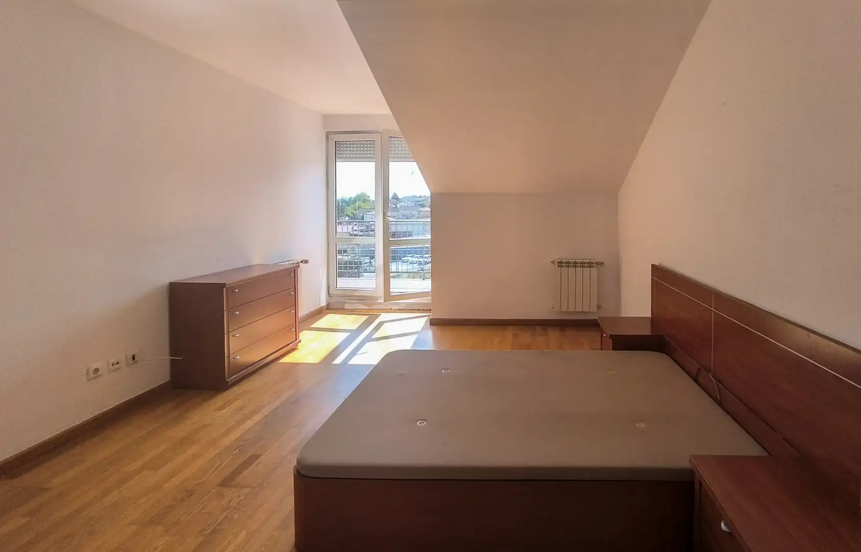 Habitación de Ático en venta en El Astillero   con Calefacción y Terraza