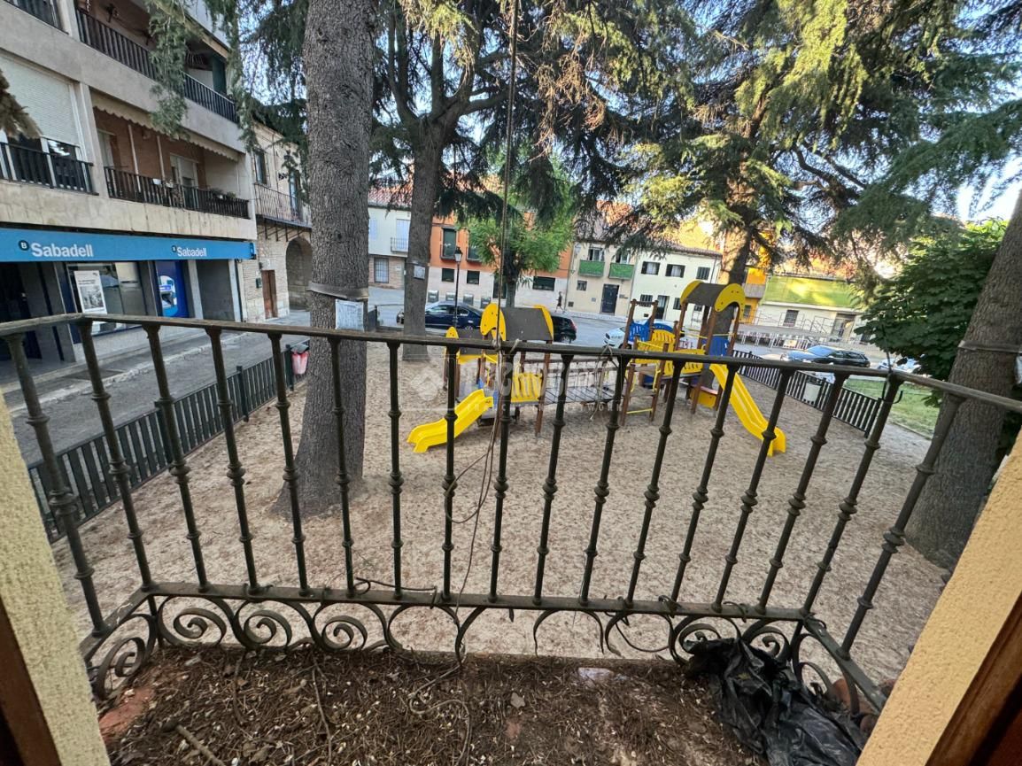 Vista exterior de Casa adosada en venta en Torrelaguna