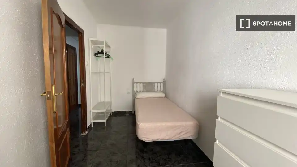 Wohnung mit Terrasse zur Miete in Quatre Carreres, imagen 17