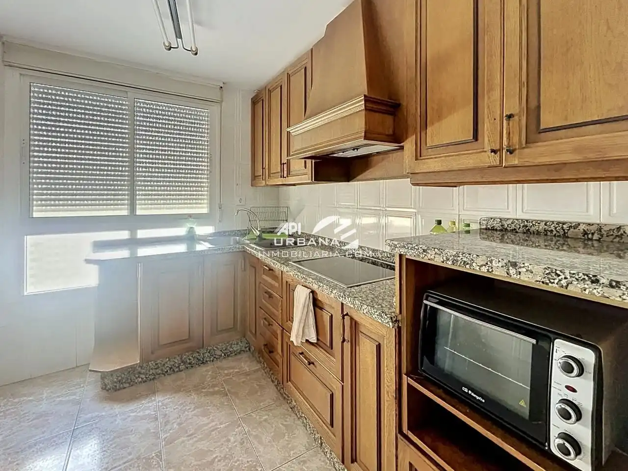 Cocina de Piso en venta en Lucena con Trastero y Amueblado