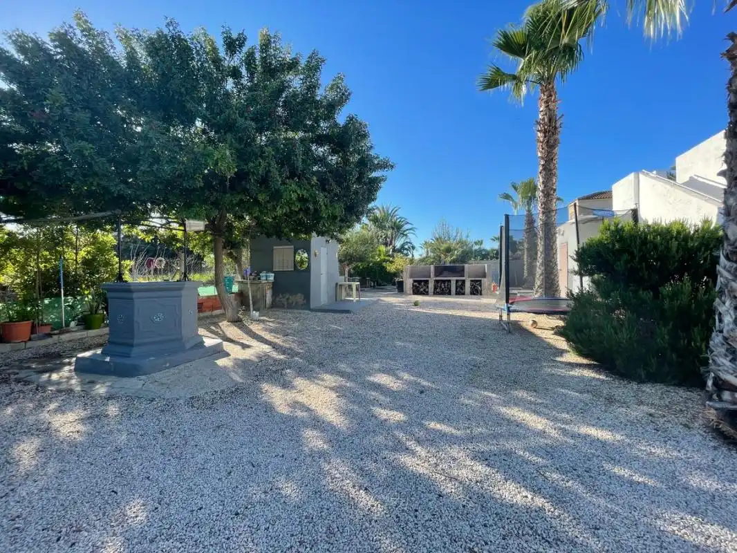 Country homes for sale in Partida Hoya, La Foia - Daimés - Asprella