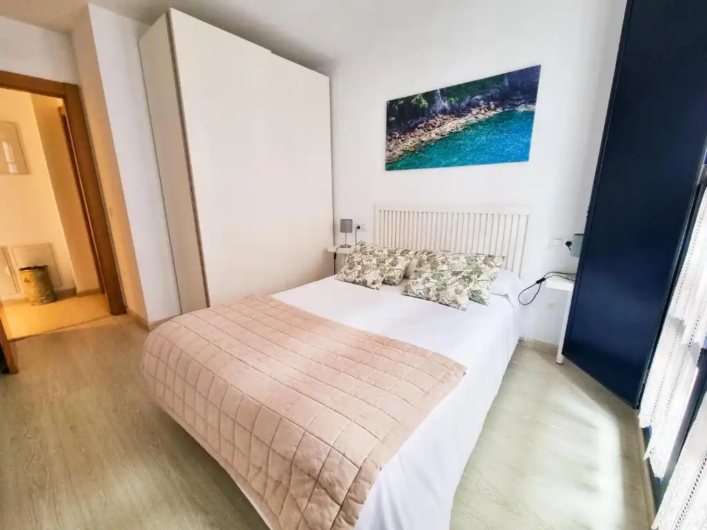 Habitación de Piso en venta en Cudillero con Calefacción, Parquet y Amueblado