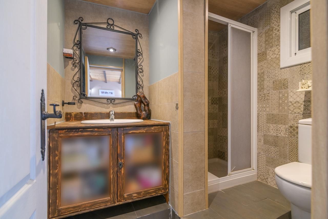 Bathroom of Premises for sale in Fonollosa