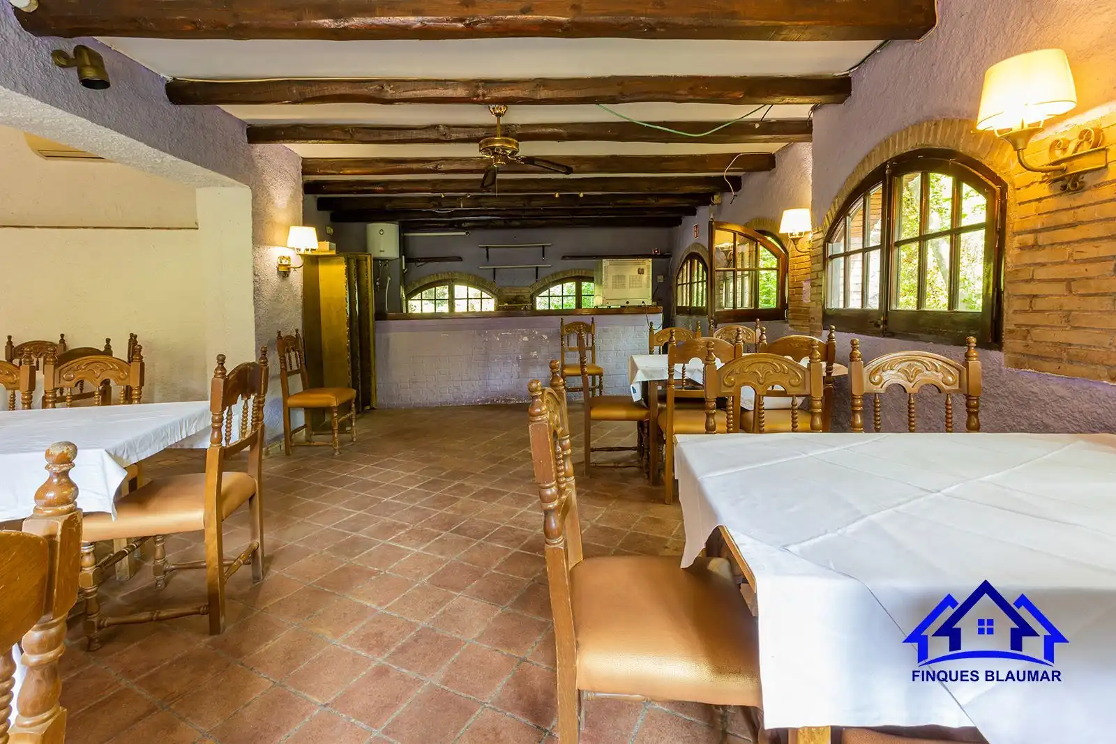 Geschaftsraum zur Miete in Sant Iscle de Vallalta mit Klimaanlage und Terrasse