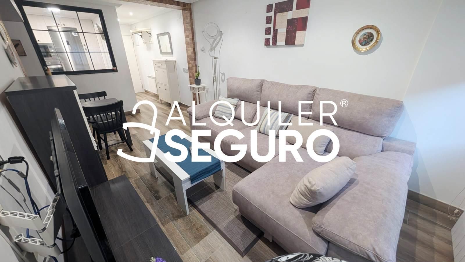 Sala de estar de Piso de alquiler en Gijón  con Calefacción, Trastero y Amueblado
