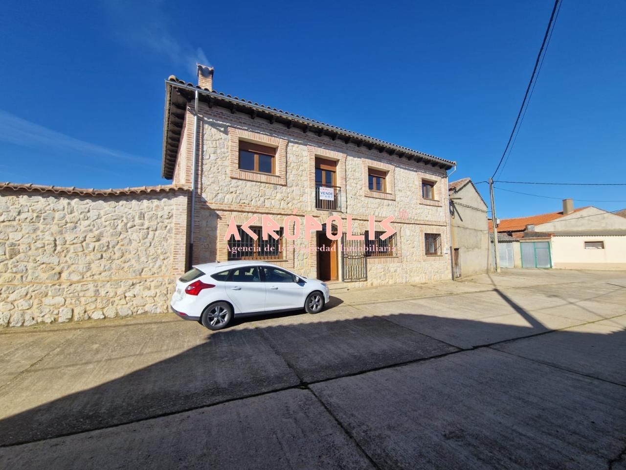 Exterior view of House or chalet for sale in Santovenia  with Heating and Private garden