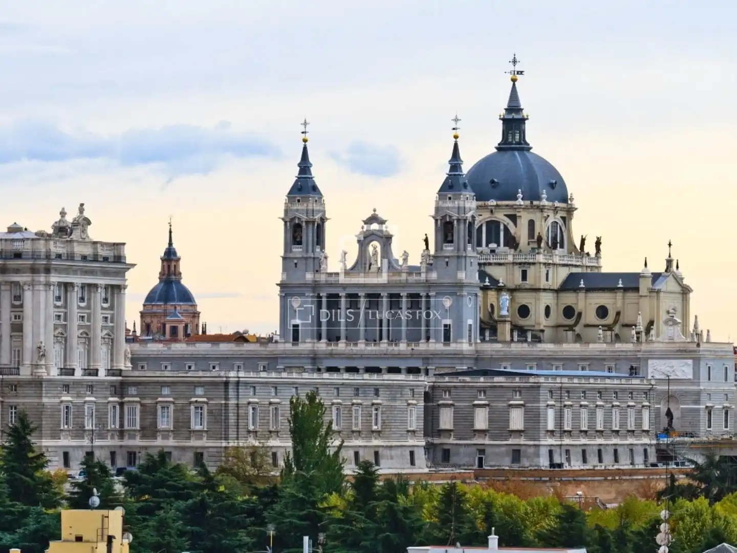 Exterior view of Flat for sale in Madrid  with Air Conditioner, Heating and Storage room