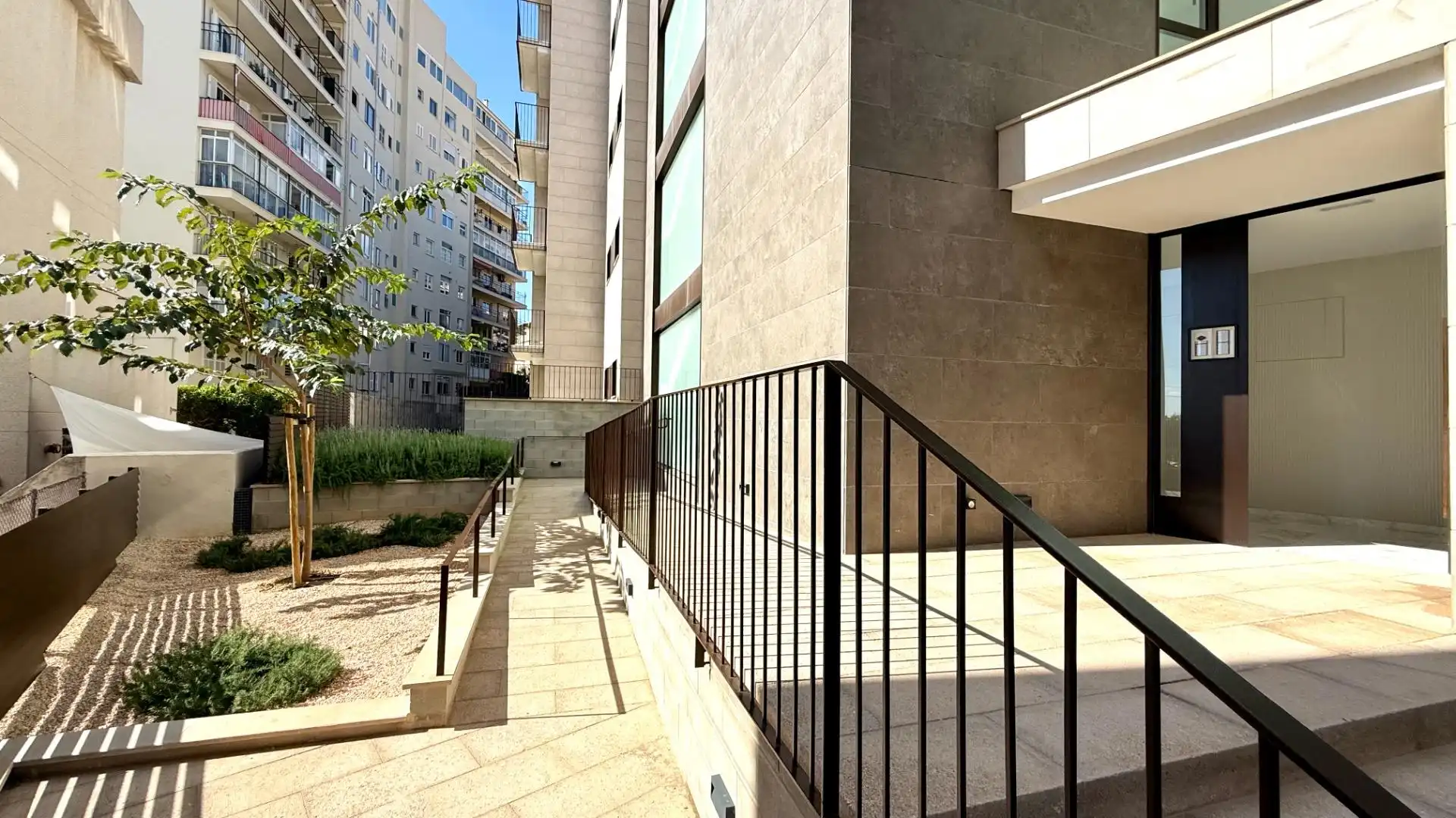 Terrasse von Erdgeschoss zur Miete in  Palma de Mallorca mit Klimaanlage, Parkett und Terrasse