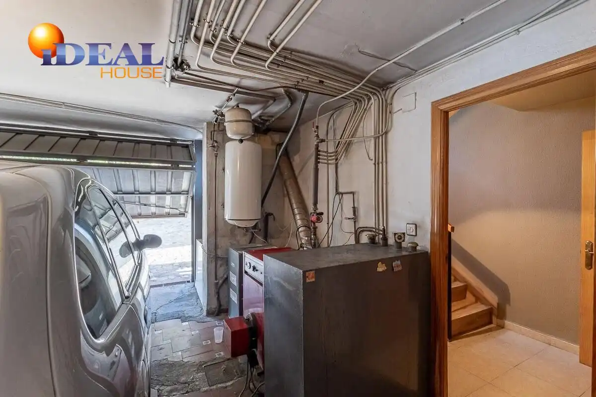 Casa o xalet en venda a Gójar